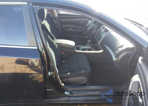 2015 Nissan Altima 2.5/2.5 S/2.5 Sl/2.5 Sv из США, поврежденный, VIN 1N4AL3AP9FN890993